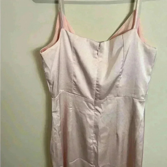 Sam Edelman Sz 4 Elegant Light Pink Satin Dress - Picture 6 of 6